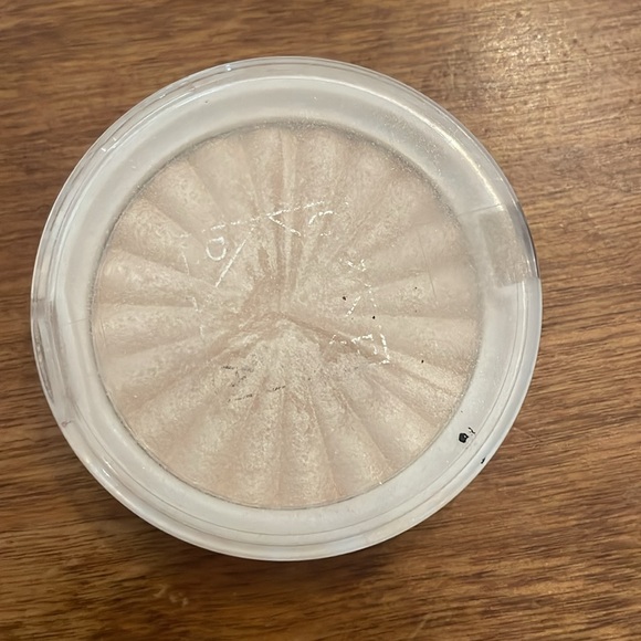 NWOT Ipsy makeup bag with samples - Picture 3 of 10